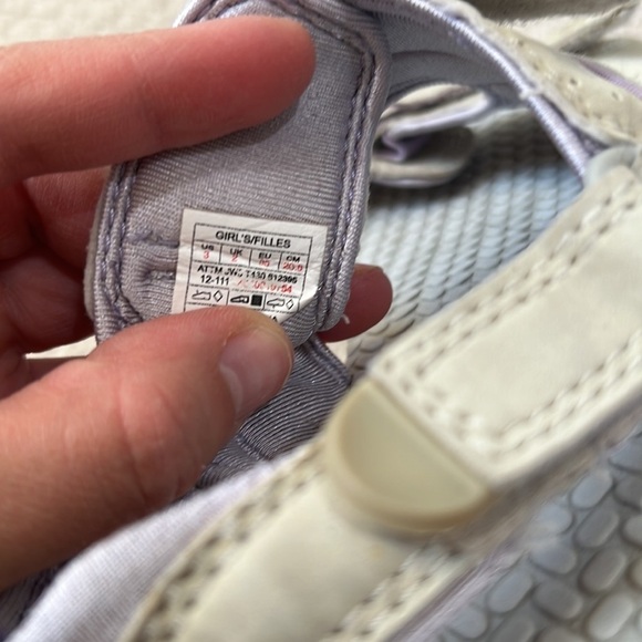 THE NORTH FACE Shoes Girl's Velcro Gray and Purple Sandals Size 3 - Picture 9 of 9
